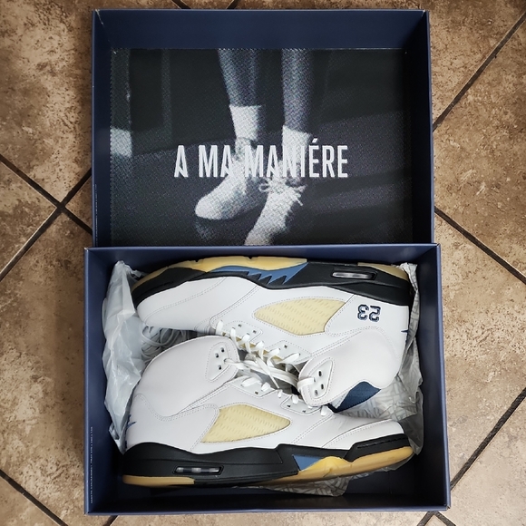 Jordan Blue and White Sneakers
